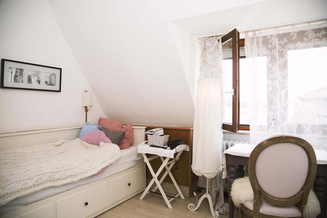 Hotel Barbarossa Garni Wurzburg Luaran gambar